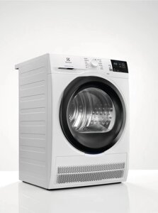 Сушильна машина Electrolux PerfectCare 600 EW6C427WU