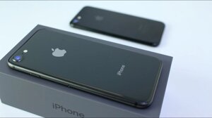 Смартфон Apple iPhone 8 64 GB Black 4.7" 12мп 1821 мА·год.