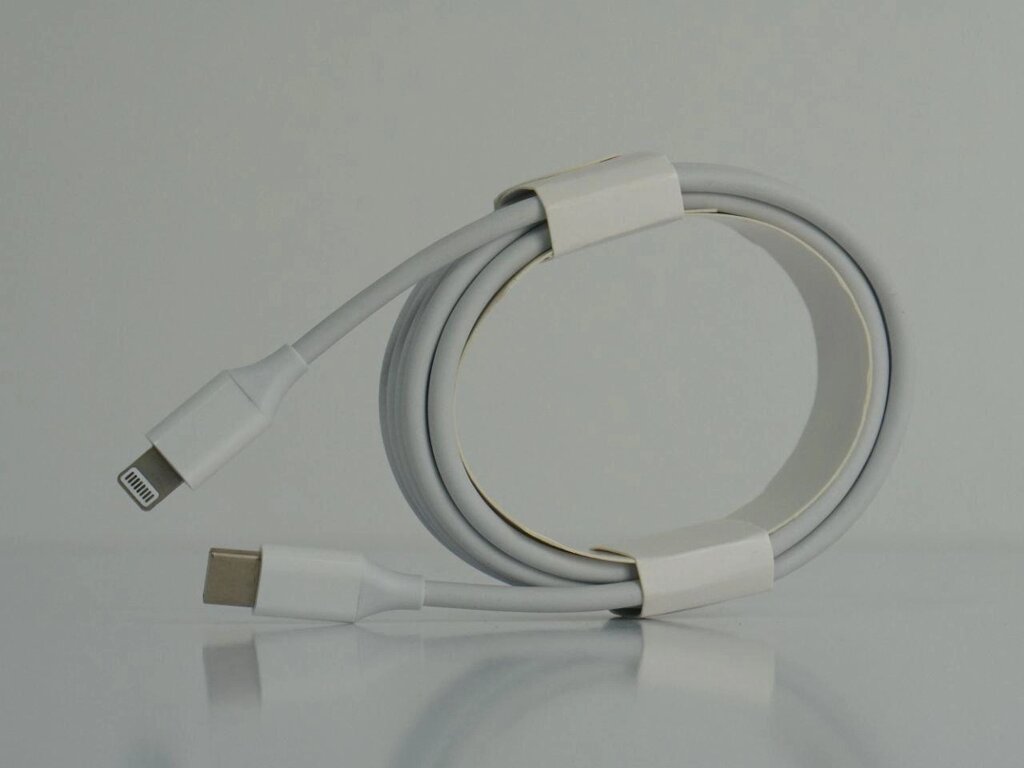 Кабель для блока живлення APPLE USB-C to Lightning Cable A1702 (MKQ42ZM/A від компанії Артур Захаров - фото 1