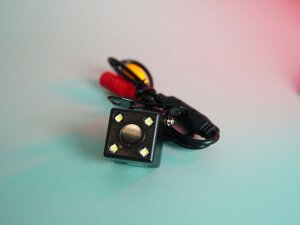 Камера заднього огляду Falcon RC170-AHD з LED