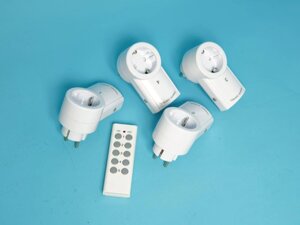 Дистанційна розетка з пультом на 4 вилки з батарейкою якісний аналог "Expert"