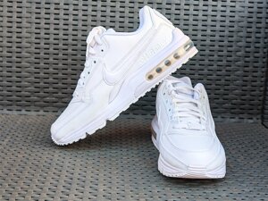 Nike Air Max 90 Futura – біла елегантність та максимальна зручність ( розмір 41) (11US) 29 см Білі