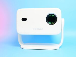 MAGCUBIC 1018 — компактний проєктор із високою роздільною здатністю та підтримкою HD