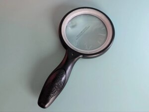 Потужна лупа з LED-підсвіткою – Ідеальний інструмент для точних робіт (збільшення +10)