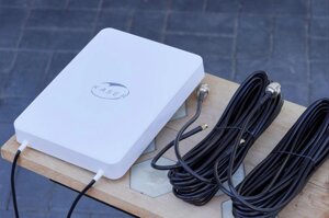 KASER зовнішня 5G антена монодіапазонна N78 3300-3800 МГц панель Mimo посилення до 15 дБі T240 кабелі 10 мV4