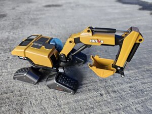 Металева модель Екскаватор на гусениці Huina Toys М1:50