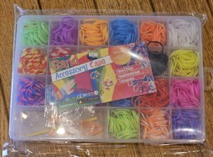 Гумки для в'язання браслетів та різних аксесуарів 1050 штук Band Accessory Case