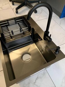 Акція! Кухонна мийка Kroner KRP PVD-7848RHM (3,0/1,0 мм) + Кран+дозатор