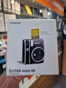 Камера миттєвого друку Fujifilm Instax Mini 40