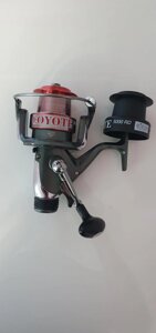 Котушка з байтраером BratFishing COYOTE 5000 6+1 BB конусна шпуля