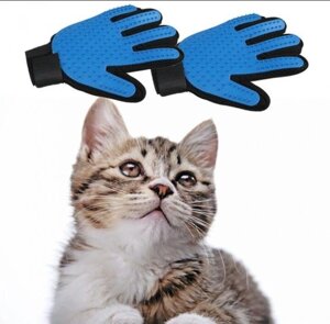 Масажна рукавичка щітка для шерсті хатніх тварин True Touch