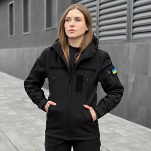 Чорна демісезонна куртка з кишенями із софтшелу Pobedov Motive із липучками жіноча