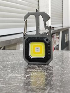Ліхтарик брелок акумуляторний LED COB з карабіном і магнітом 500 mAh, міні Ліхтарик світлодіодний usb мультитул