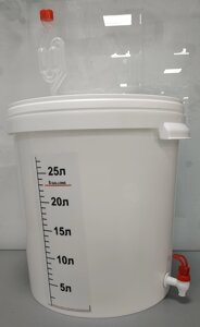 Місткість для ферментації з краном та гідрозатвором 33 л