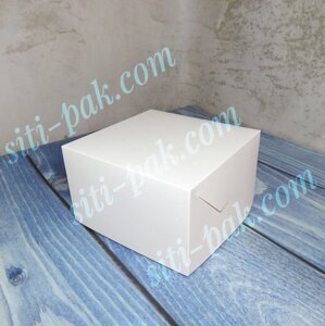 Коробка універсальна для тістечок, зефіру біла 130*130*80мм