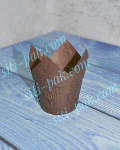 Формочка "Тюльпан" з бортиком коричнева, дно 50мм, висота 60/90мм