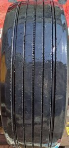 Шина вантажна б у 385-65R22.5 bridgestone R 249 причіпна