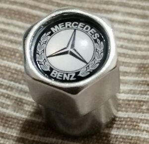 4шт Ковпачки на золотнік з лого Mercedes-Benz