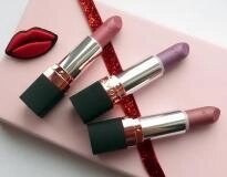 Губна помада «Матова перевага Металік» Rose Glow/ Рожеве сяйво  AVON від компанії Інжир - фото 1