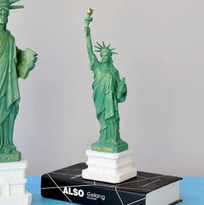 Статуетка Статуя Свободи в Нью-Йорку Statue of Liberty