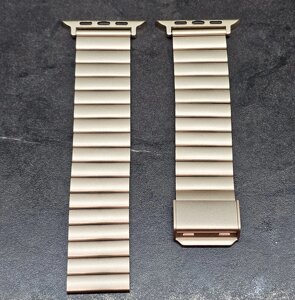Металевий Ремінець для Apple Watch Spigen Metal Band Apple Watch 42/44/45/49 mm Champagne Gold
