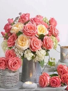 Набір Алмазна мозаїка вишивка Весільний букет троянд на столі на підрамнику повна 5d 30х40