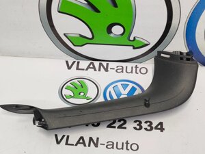 5N0867703A Обшивка кришки багажника VW Tігуан