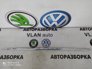 Молдинг двері (права, передня) 3C0853516C VW Б 6 Європа