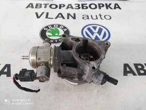 Вакуумний насос + паливний насос високого тиску06H145100AD VW Tігуан 2.0бензин