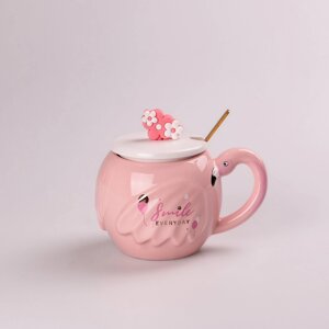 Чашка керамічна Flamingo 500мл з кришкою і ложкою чашки для кави Smile