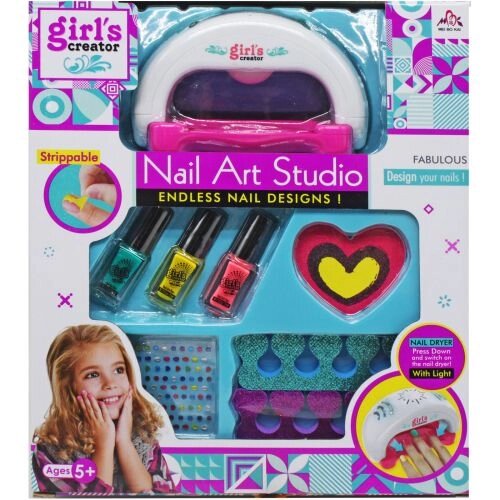 Манікюрний набір з лампою "Nail Art Studio"