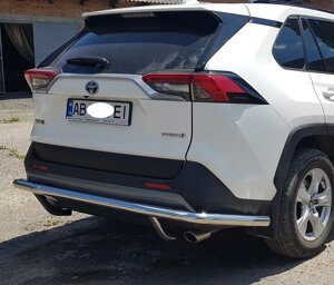 Захист заднього бампера на Toyota Rav-4 (c 2018 —)