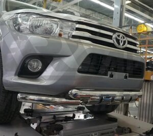 Кенгурятник нержавіюча сталь на Toyota Hilux 2015-