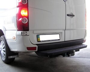 Фаркоп MERCEDES SPRINTER під бампер з підніжкою мікроавтобус 2006-