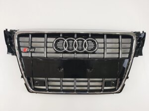 Решітка радіатора Audi A4 2007-2011гід Чорна з хромом (у стилі S-Line)