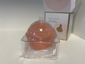 Кулька для вмивання з екстрактом вишні, яблока Cherry Blossom With Water Cleansing Ball 100g