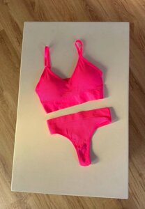 Базовий комплект (топ+стрінги) "рожевий" Оnesize