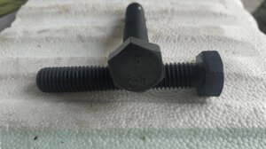 Болт із шестигранною головкою М12х75 кл. м. 10.9