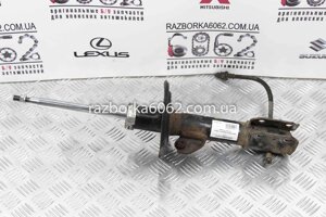 Амортизатор передній лівий Toyota Yaris USA 2006-2009 седан 4852052160 (30618)