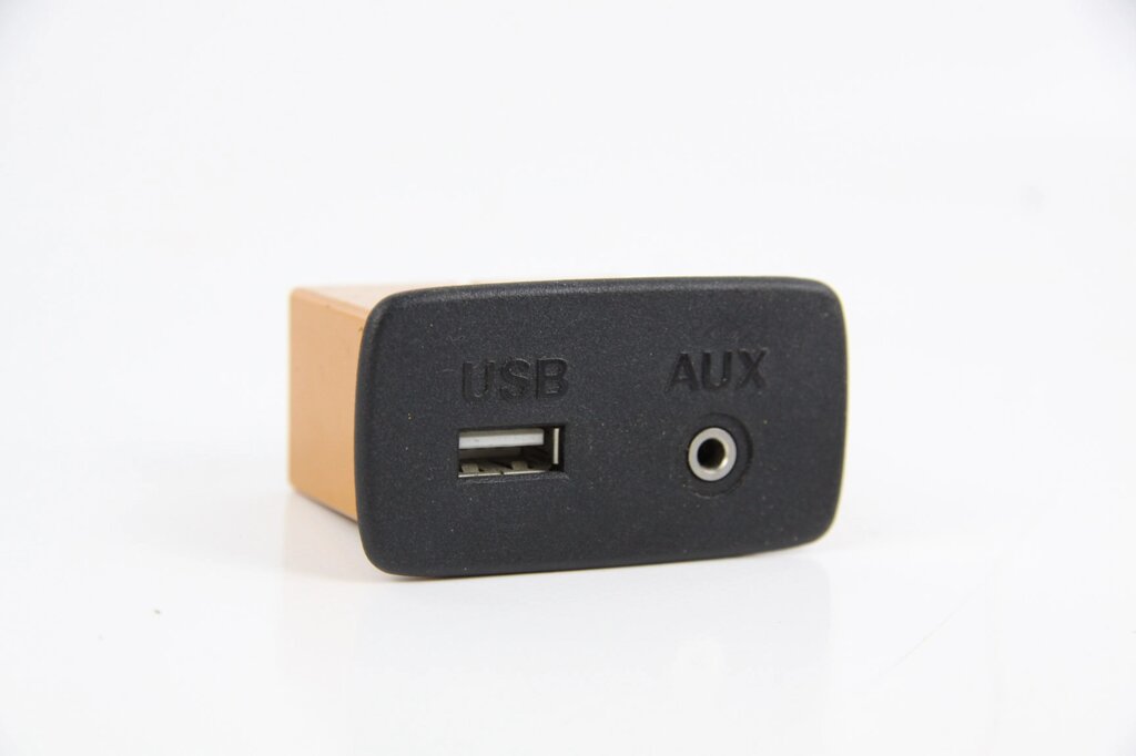 Блок AUX-USB Subaru Outback (BS / BN) 2014-2020 86257AL21A (39684) від компанії Автозапчастини б/в для японських автомобілів - вибирайте Razborka6062 - фото 1