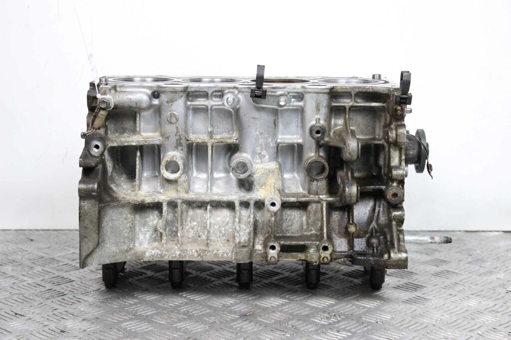 Блок двигуна 2.0 Toyota RAV-4 III 2005-2012 1AZFE (10060692) від компанії Автозапчастини б/в для японських автомобілів - вибирайте Razborka6062 - фото 1