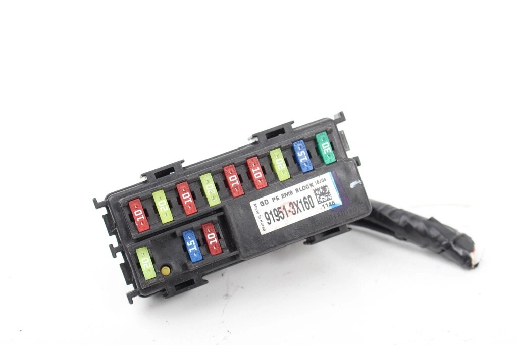 Блок запобіжників 1.7 TDI Hyundai I40 2012-2019 919513X160 (81303) від компанії Автозапчастини б/в для японських автомобілів - вибирайте Razborka6062 - фото 1