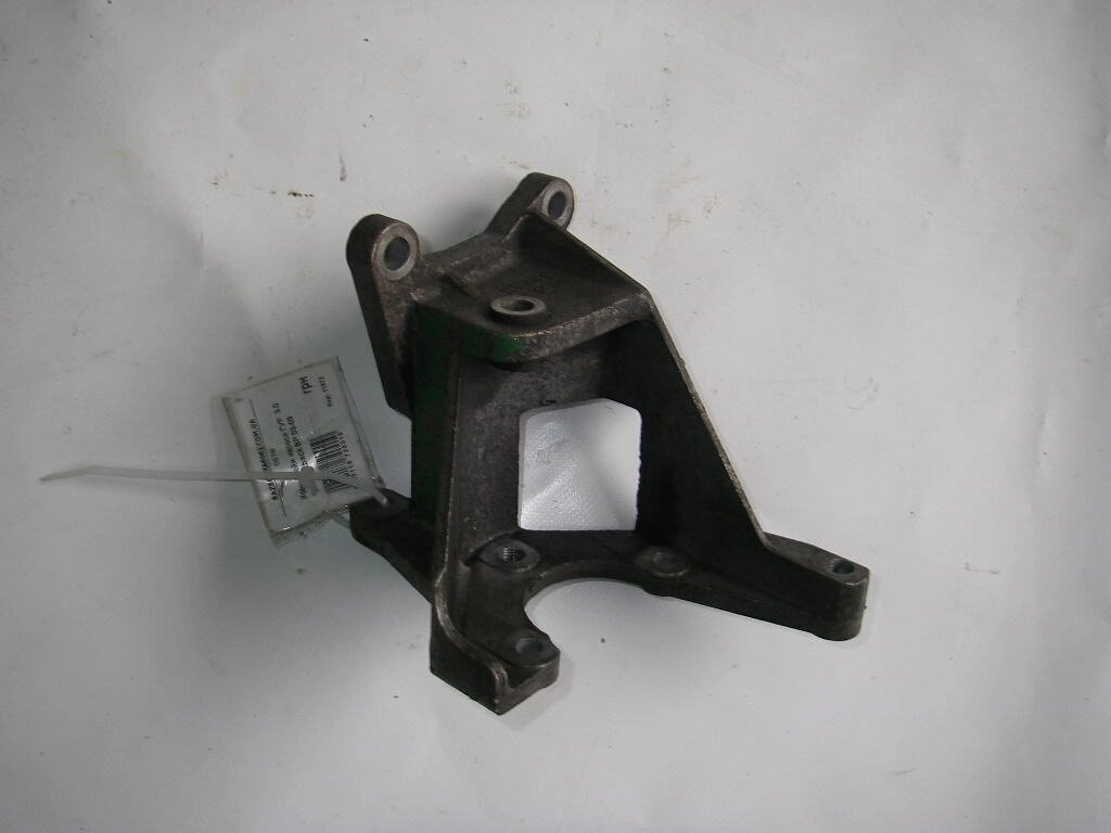 Bracket Pump Gur 3.0 Subaru Outback (BP) 2003-2009 22870AA042 (11872) від компанії Автозапчастини б/в для японських автомобілів - вибирайте Razborka6062 - фото 1