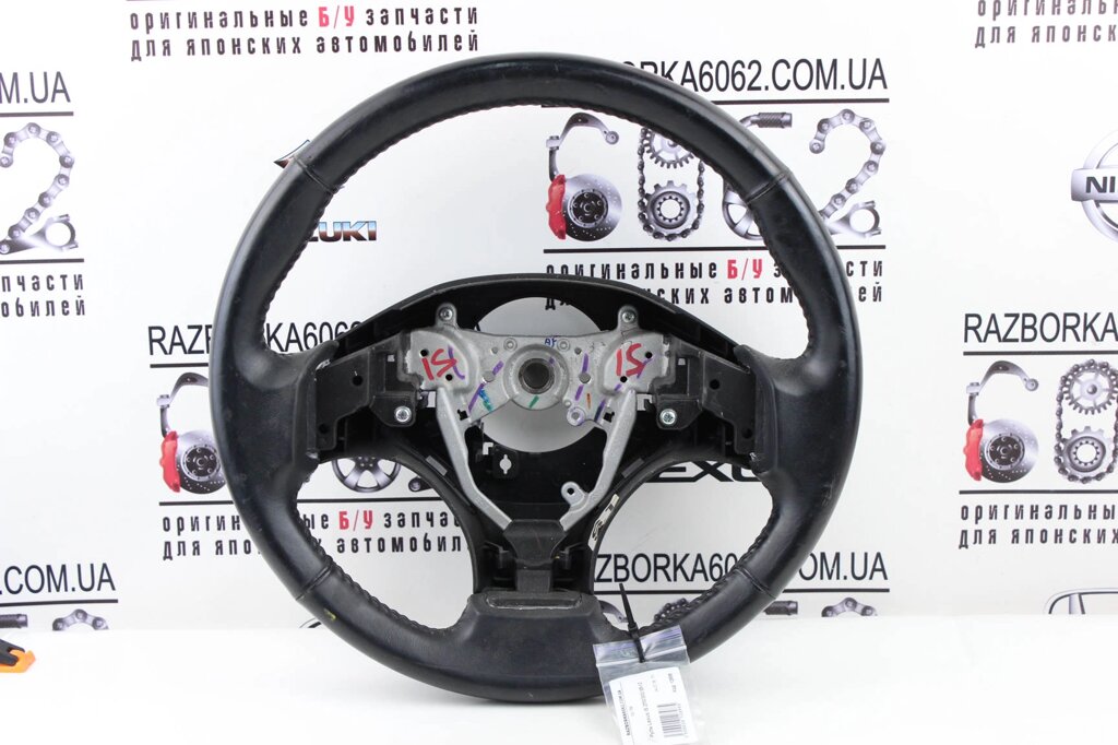Чорне шкіряне рульове колесо Lexus IS (XE20) 2005-2012 4510053170C0 (12898) від компанії Автозапчастини б/в для японських автомобілів - вибирайте Razborka6062 - фото 1