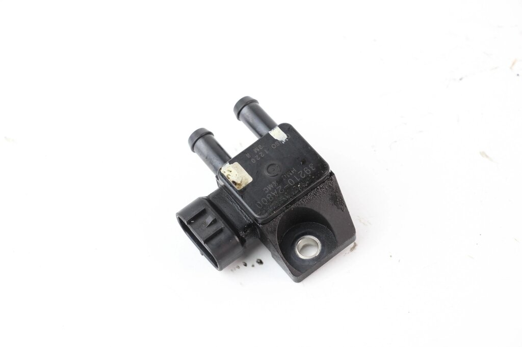 Датчик тиску Map Sensor 2.0 Diesel Hyundai Tucson (LM) / IX35 20102015 392102A800 (65710) від компанії Автозапчастини б/в для японських автомобілів - вибирайте Razborka6062 - фото 1