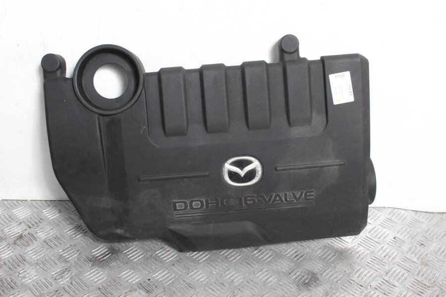 Декоративна накладка двигуна 2.0 Mazda 6 (GG) 2003-2007 L323102F1 (11131) від компанії Автозапчастини б/в для японських автомобілів - вибирайте Razborka6062 - фото 1