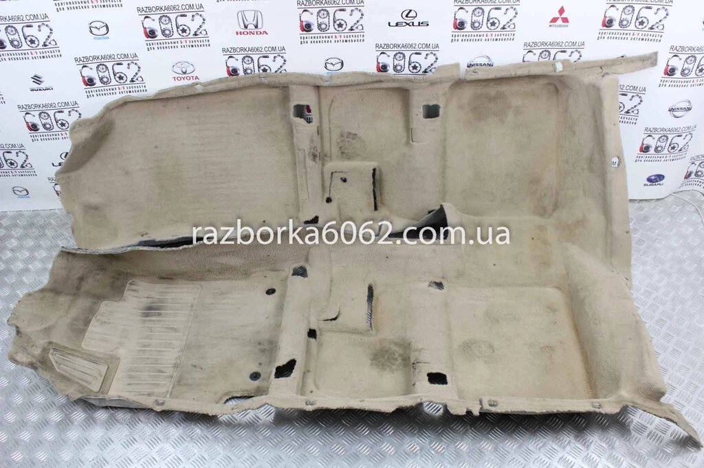 Килим салону АКПП (Бежевий) Toyota Camry 50 2011- 5851033580 (33225) від компанії Автозапчастини б/в для японських автомобілів - вибирайте Razborka6062 - фото 1