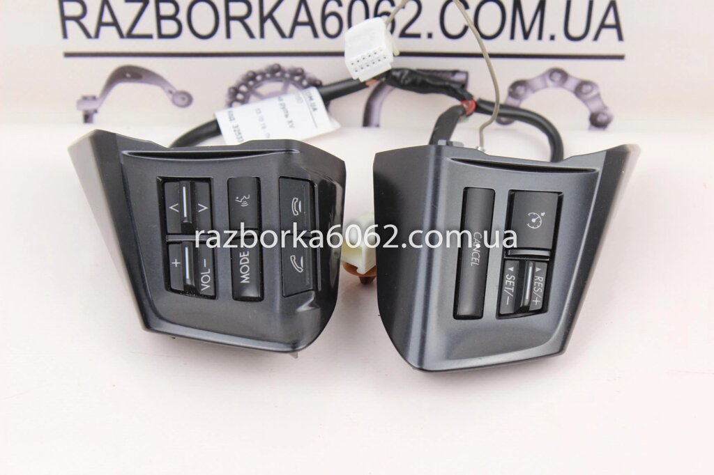 Кнопки управління на кермо Subaru XV 2011-2016 83154FJ160 (32533) від компанії Автозапчастини б/в для японських автомобілів - вибирайте Razborka6062 - фото 1