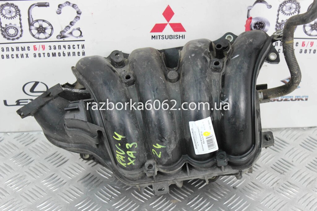 Колектор впускний пластик 2.0-2.4 03-05 Toyota RAV-4 II 2000-2005 1712028090 (2405) від компанії Автозапчастини б/в для японських автомобілів - вибирайте Razborka6062 - фото 1