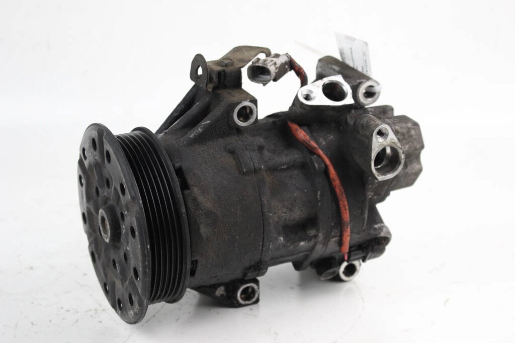 Компресор кондиціонера 1.4 Diesel Toyota Auris 2006-2012 8831002390 (80235) від компанії Автозапчастини б/в для японських автомобілів - вибирайте Razborka6062 - фото 1